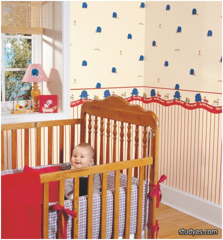 расположение кроватки для новорождённых в детской комнате